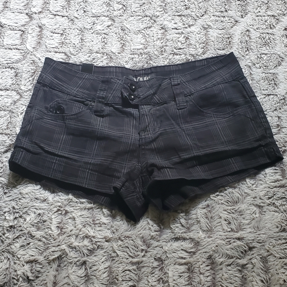YMI Black and Grey Shorts Size 1